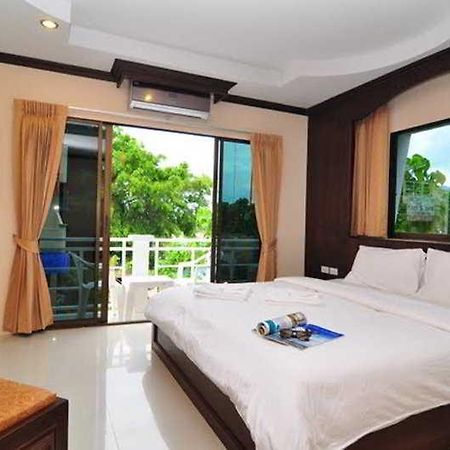 Triple Rund Place Hotel Patong Exterior foto