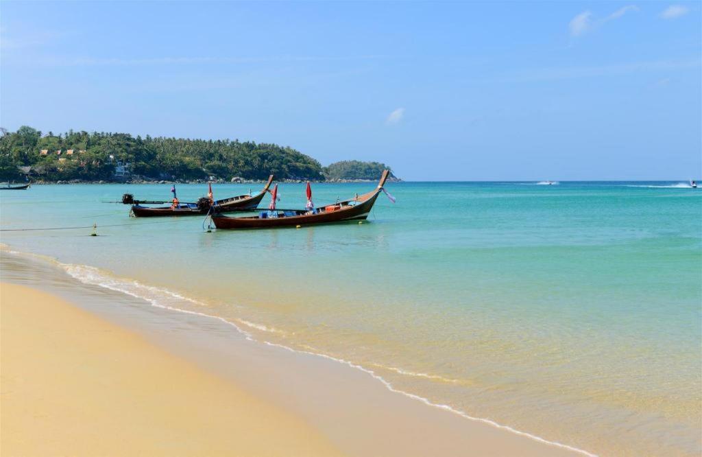 Triple Rund Place Hotel Patong Exterior foto