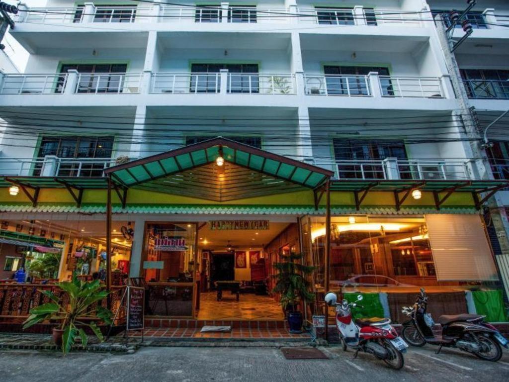 Triple Rund Place Hotel Patong Exterior foto