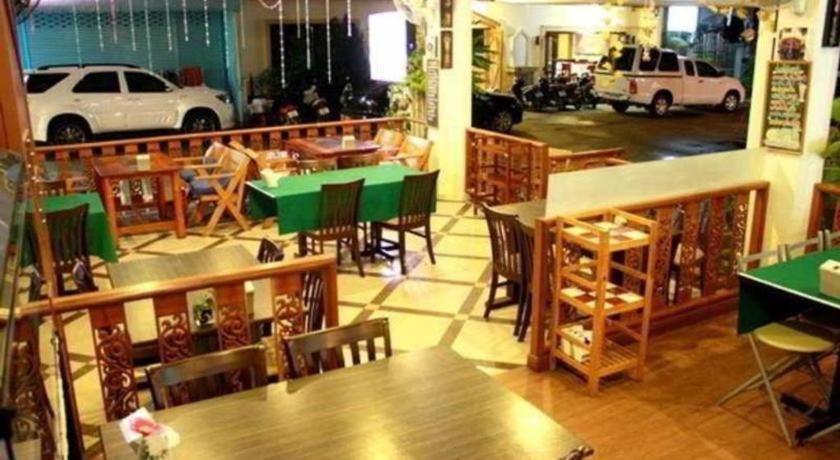 Triple Rund Place Hotel Patong Exterior foto